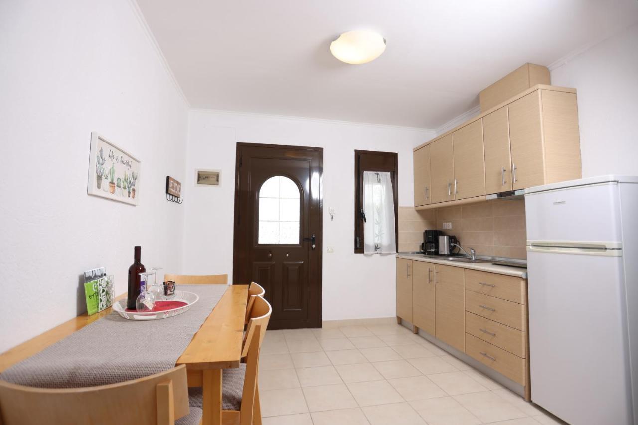 Peristeridi Apartments بوليخرونو المظهر الخارجي الصورة